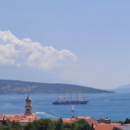 Studio Apartments Maslinik Krk Town Luaran gambar