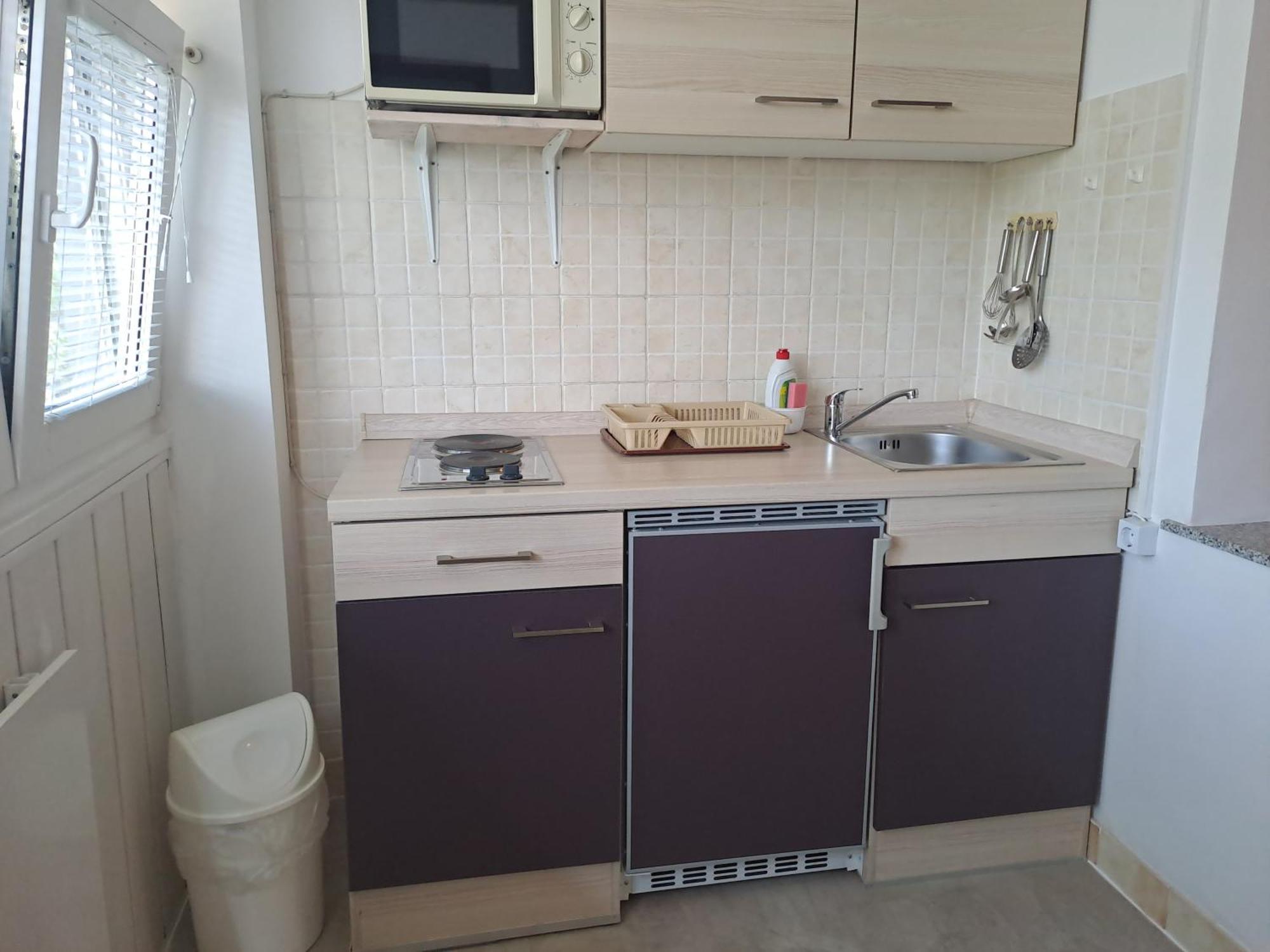 Studio Apartments Maslinik Krk Town Luaran gambar