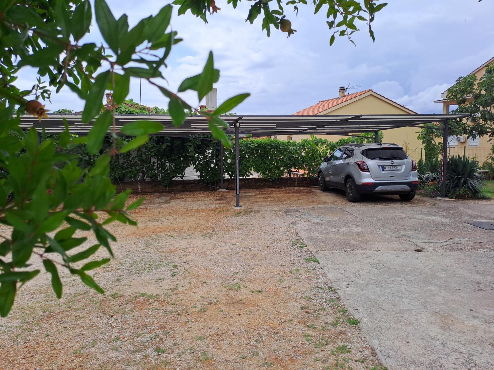 Studio Apartments Maslinik Krk Town Luaran gambar