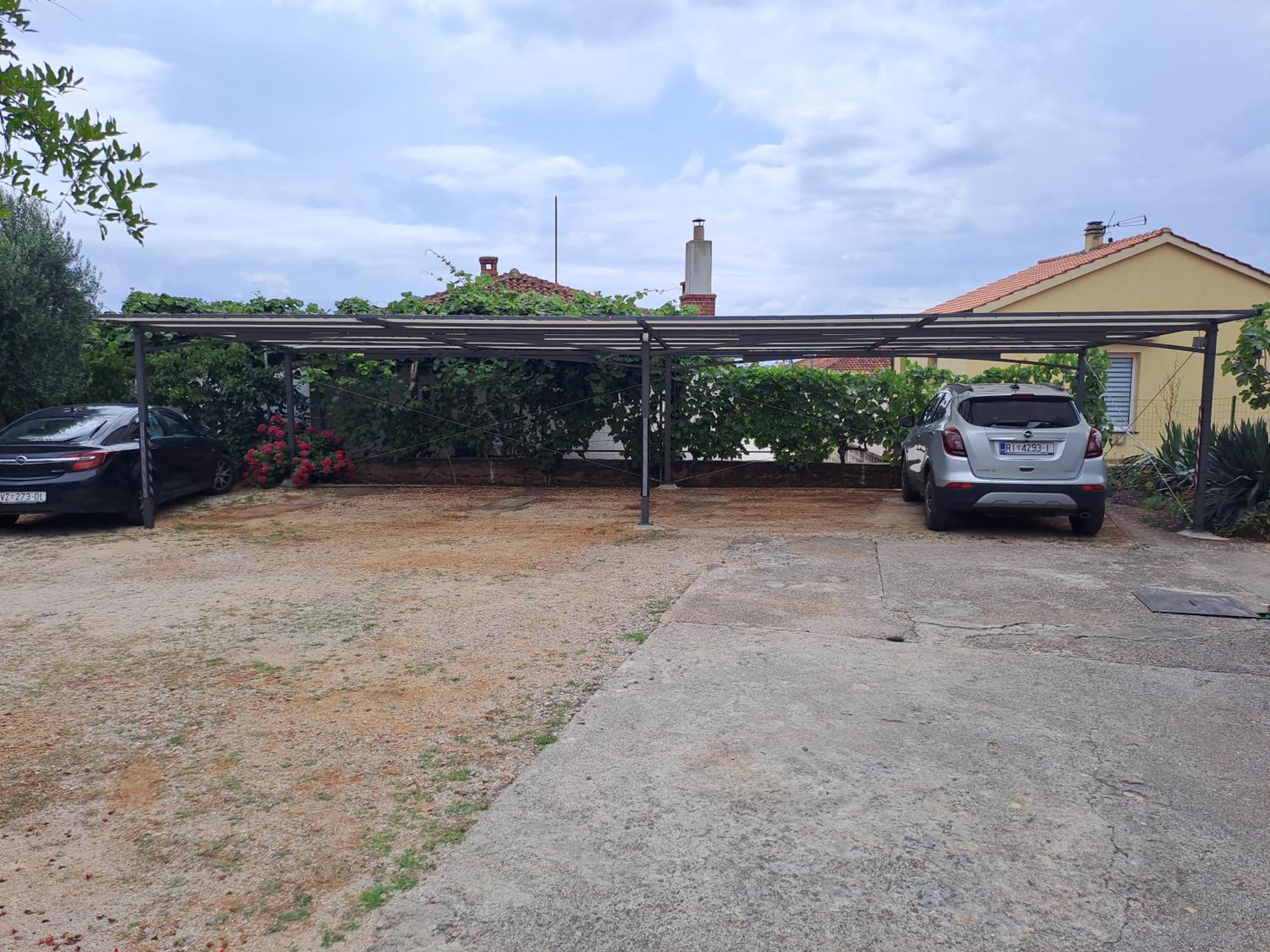 Studio Apartments Maslinik Krk Town Luaran gambar