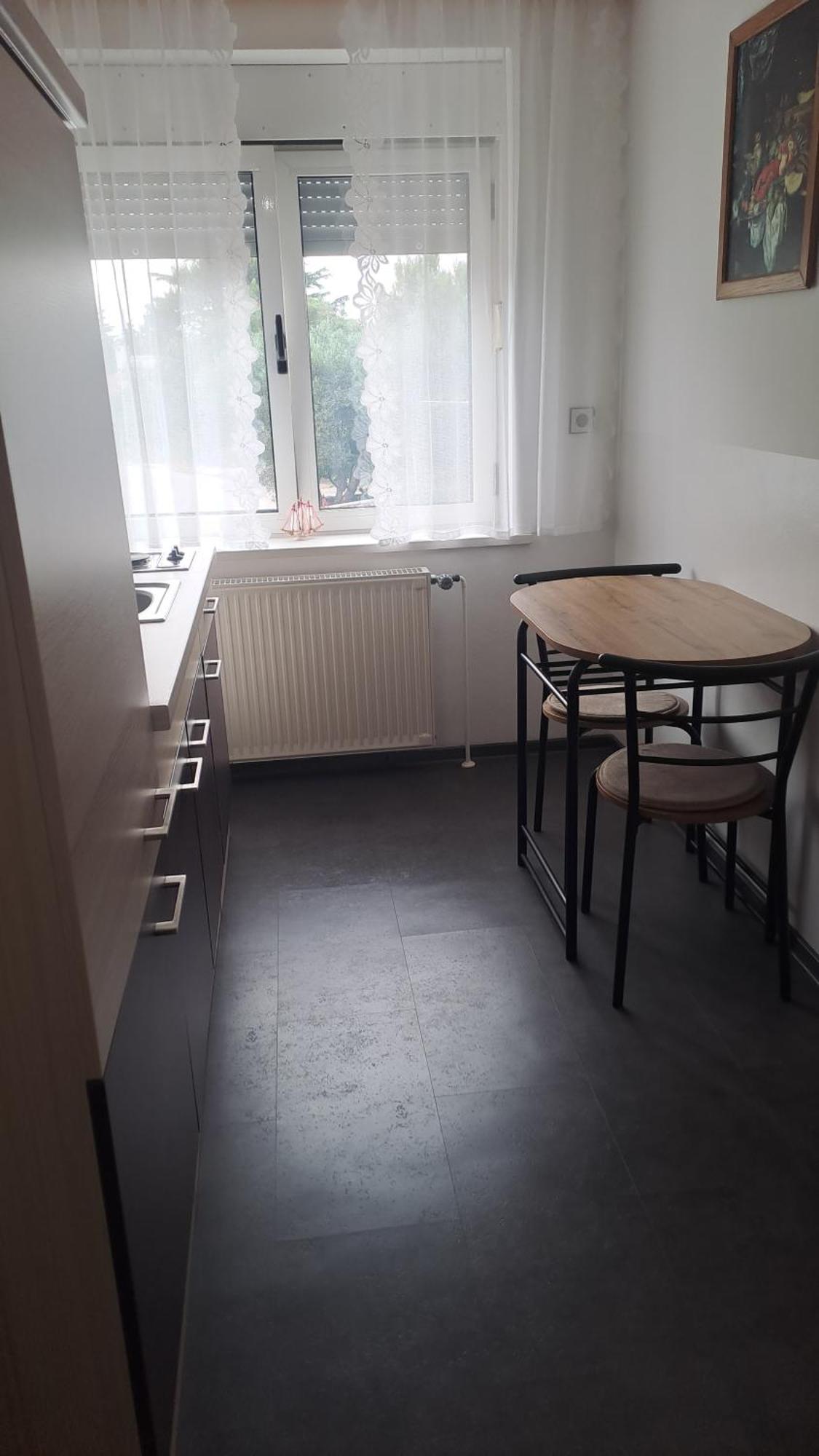 Studio Apartments Maslinik Krk Town Luaran gambar